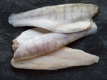Фото Pike-perch fillet on the skin (box 10kg)