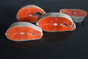 Фото Fresh frozen sockeye salmon steaks