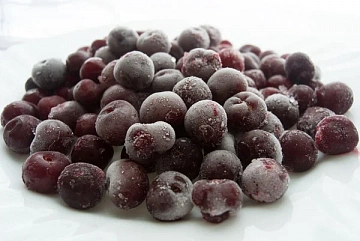Фото Quick-frozen cherries b / c in a box of 10 kg