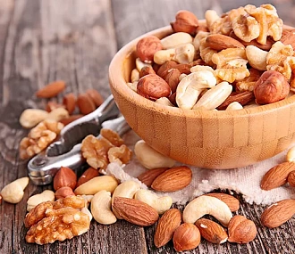 Assorted roasted nuts (almonds, cashews, walnuts)