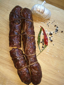 Превью Semi-smoked bear sausage with elk