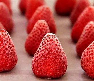 Frozen strawberries 150 g