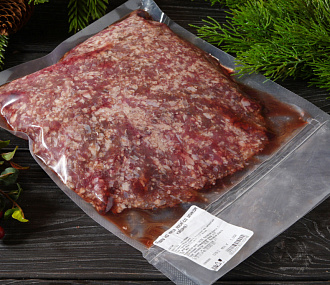 Minced moose meat (with the addition of wild boar fat 20%)